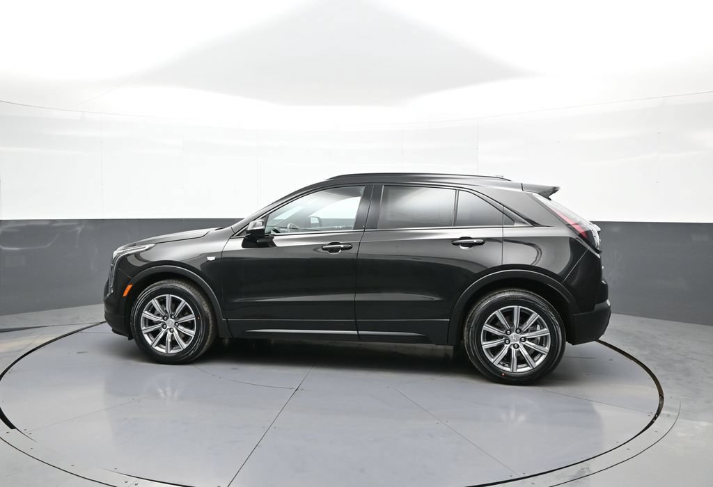Used 2023 Cadillac XT4 Sport w/ Technology Package AWD/4WD image 9