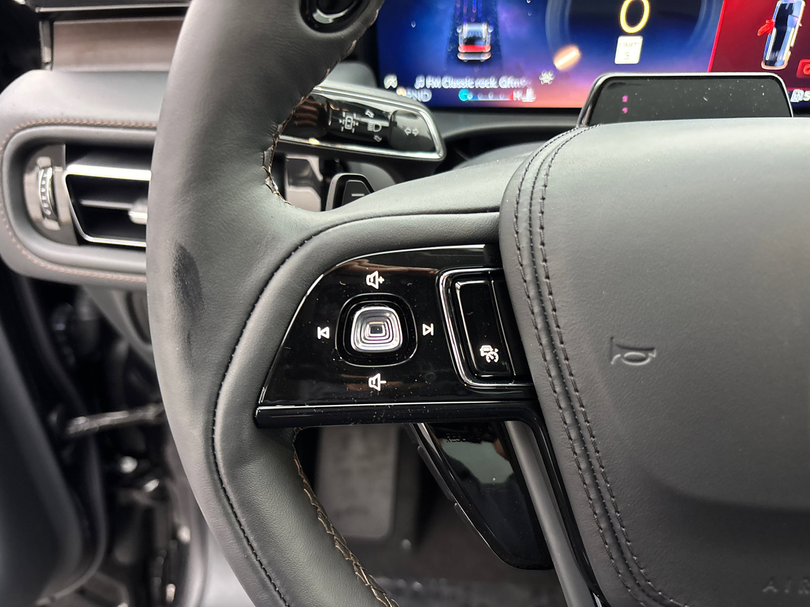 New 2026 Lincoln Aviator Reserve image 19