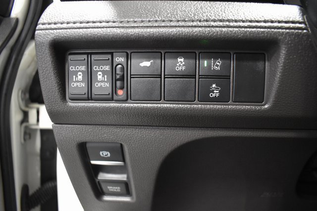 Used 2018 Honda Odyssey EX-L image 19