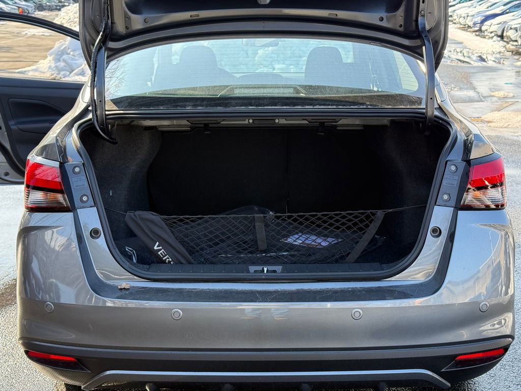 New 2025 Nissan Versa SR w/ Trunk Package image 22