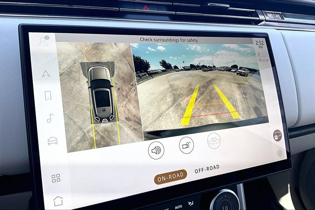 Certified 2023 Land Rover Range Rover SE AWD/4WD image 22