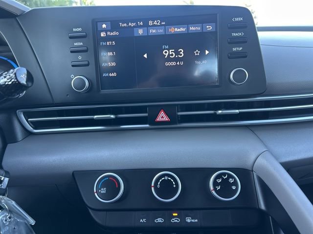 Certified 2026 Hyundai Elantra SE image 9