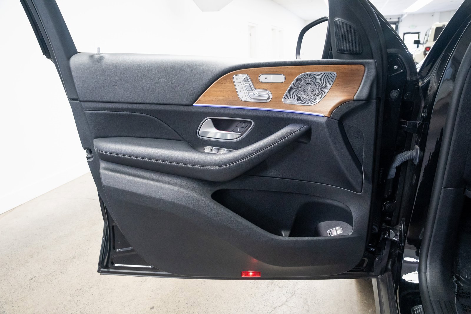 Used 2021 Mercedes-Benz GLE 350 4MATIC image 18