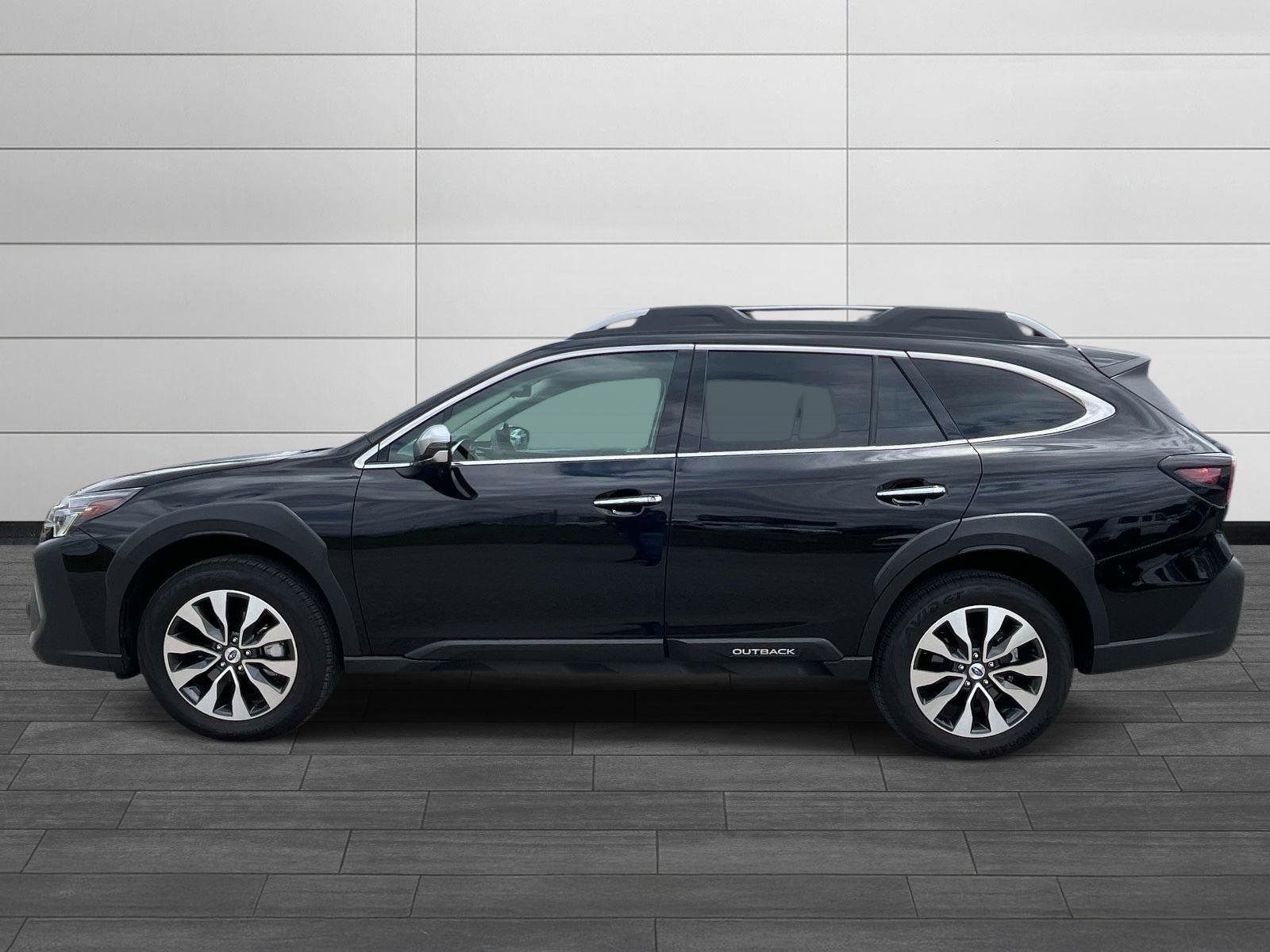 Used 2025 Subaru Outback Touring XT AWD/4WD image 6