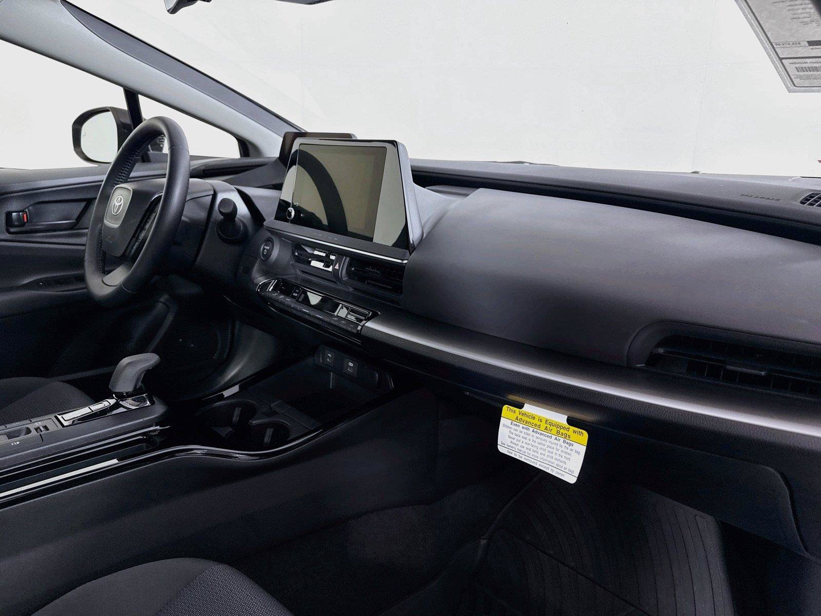 Certified 2025 Toyota Prius LE FWD image 37