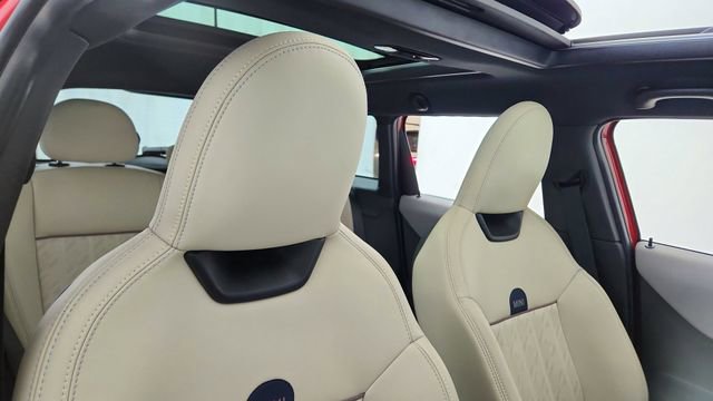 Used 2025 MINI Cooper 4-Door Hardtop image 21