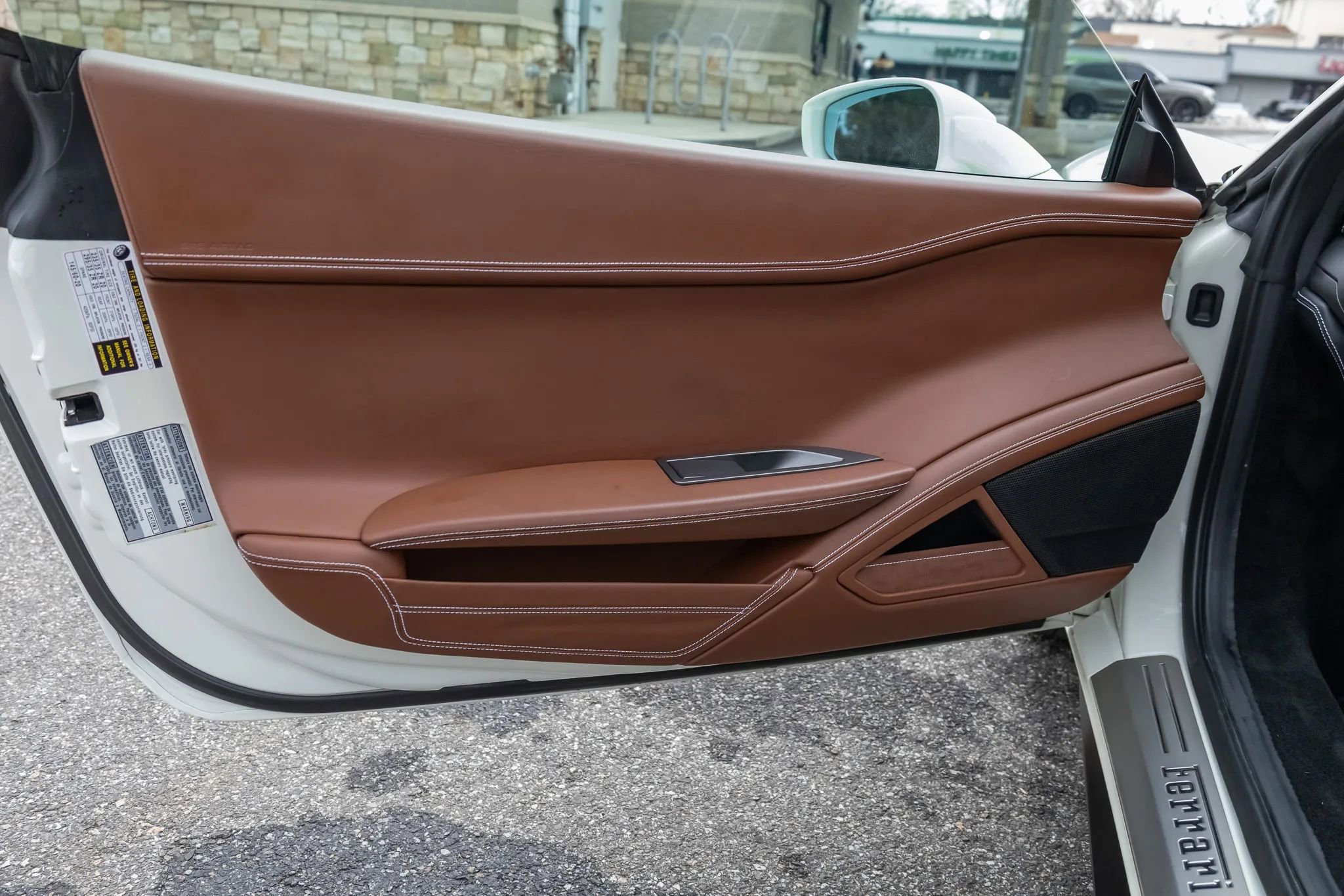 Used 2015 Ferrari 458 Italia Coupe RWD image 34