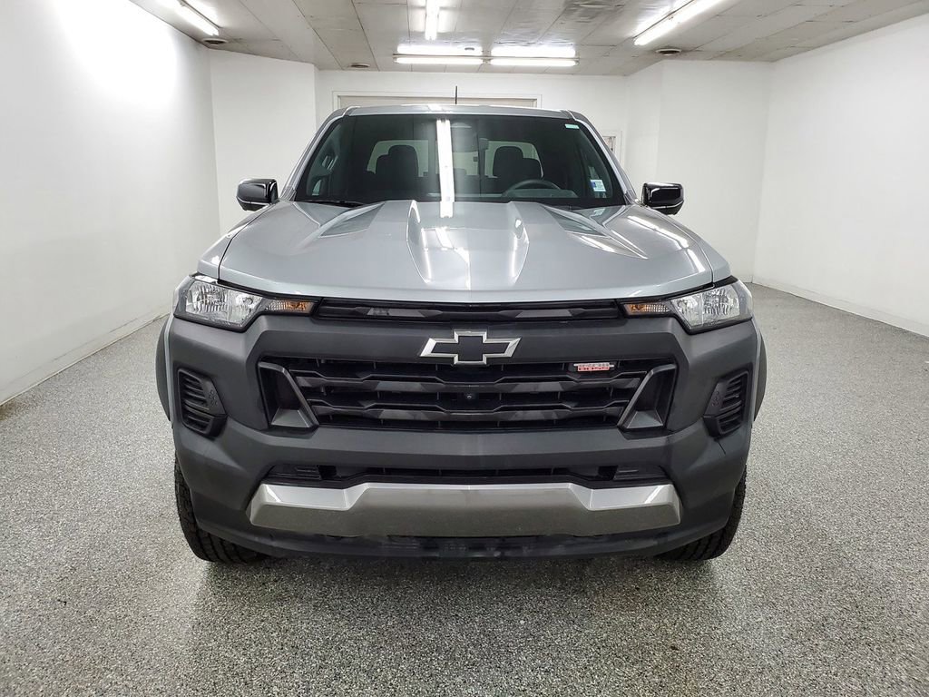 Used 2023 Chevrolet Colorado Trail Boss w/ Technology Package image 2
