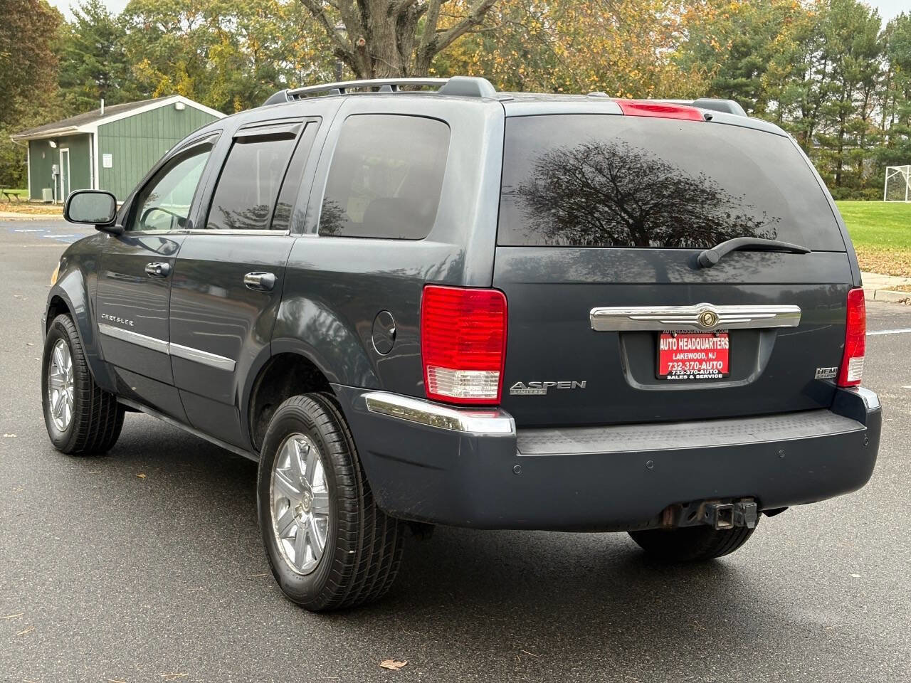 Used 2008 Chrysler Aspen Limited image 8