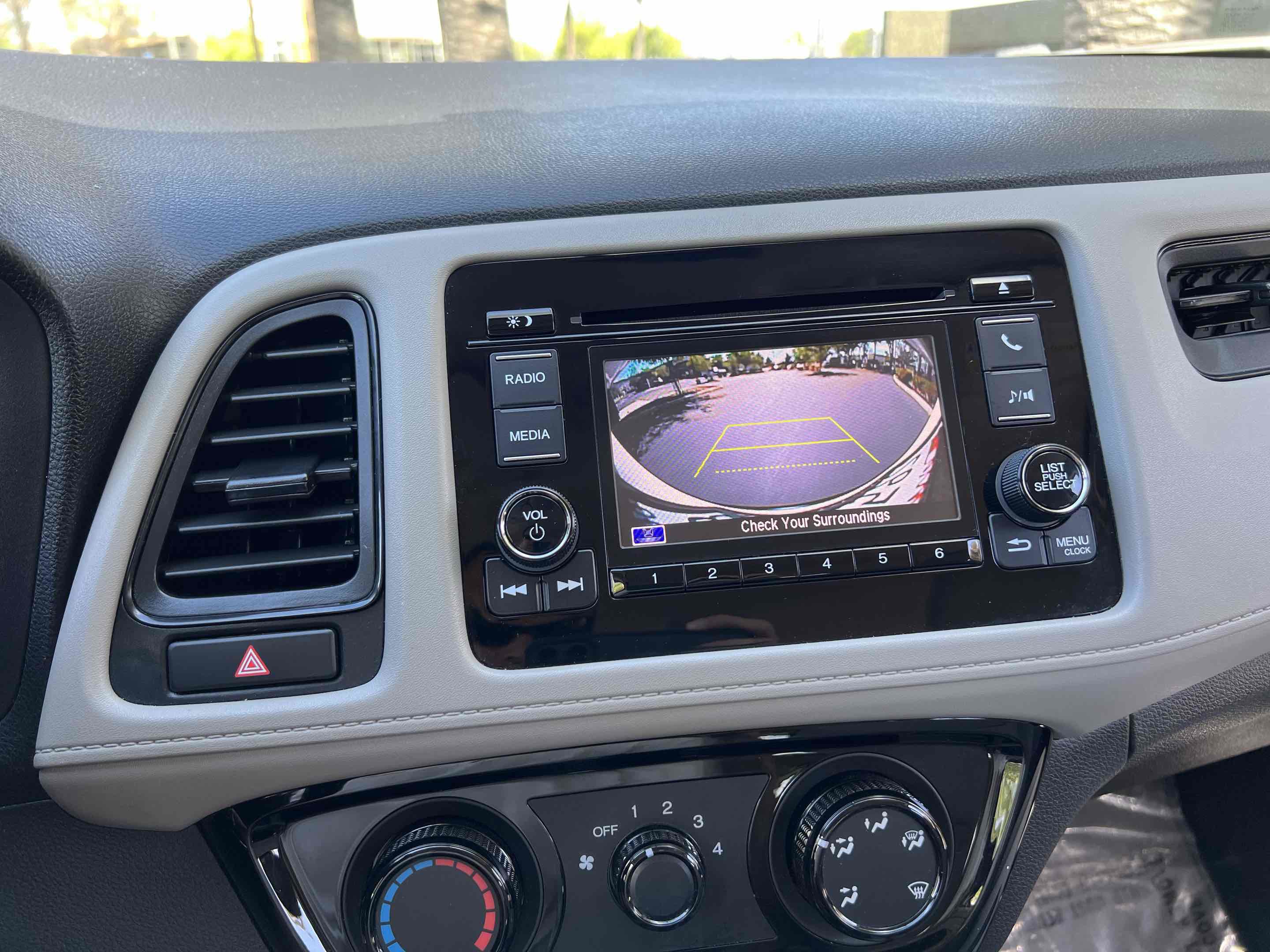 Used 2022 Honda HR-V LX image 41