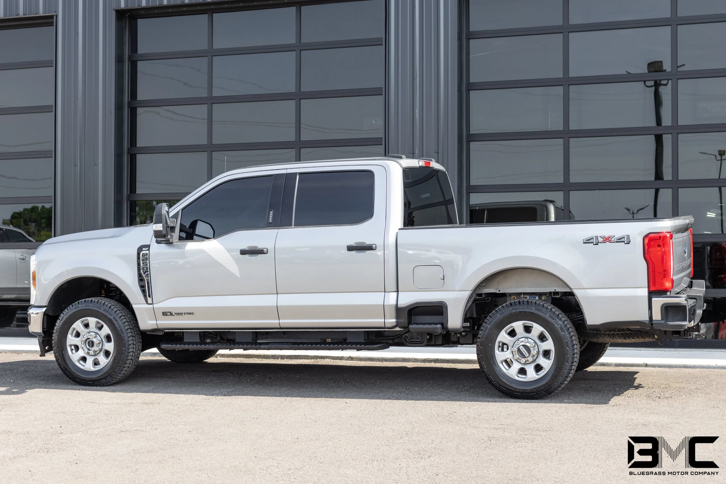 Used 2024 Ford F250 XLT AWD/4WD image 5