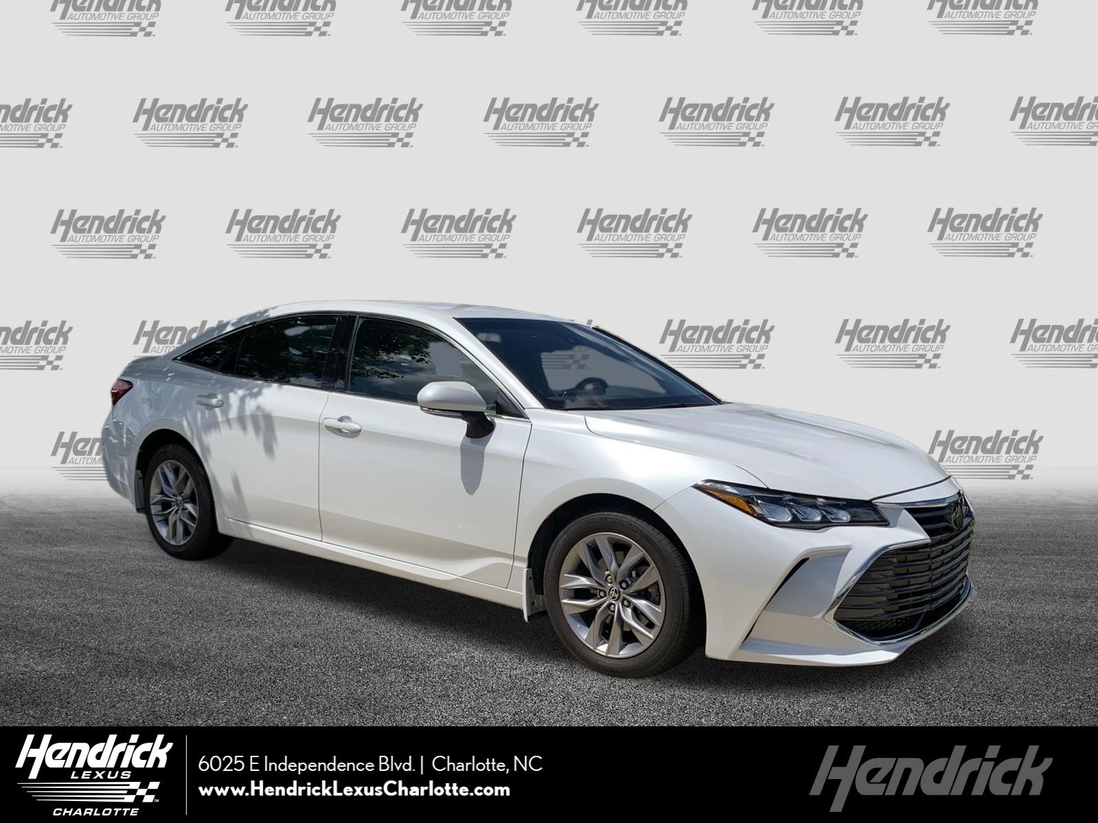 Used 2022 Toyota Avalon XLE