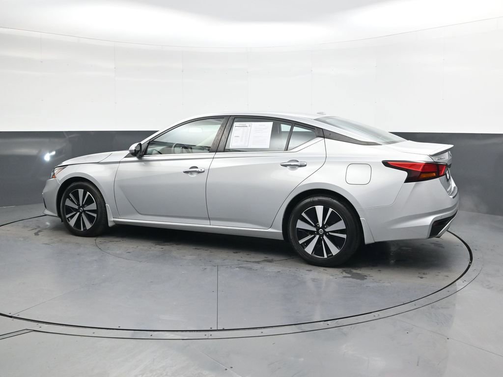 Used 2021 Nissan Altima 2.5 SV w/ SV Premium Package image 7