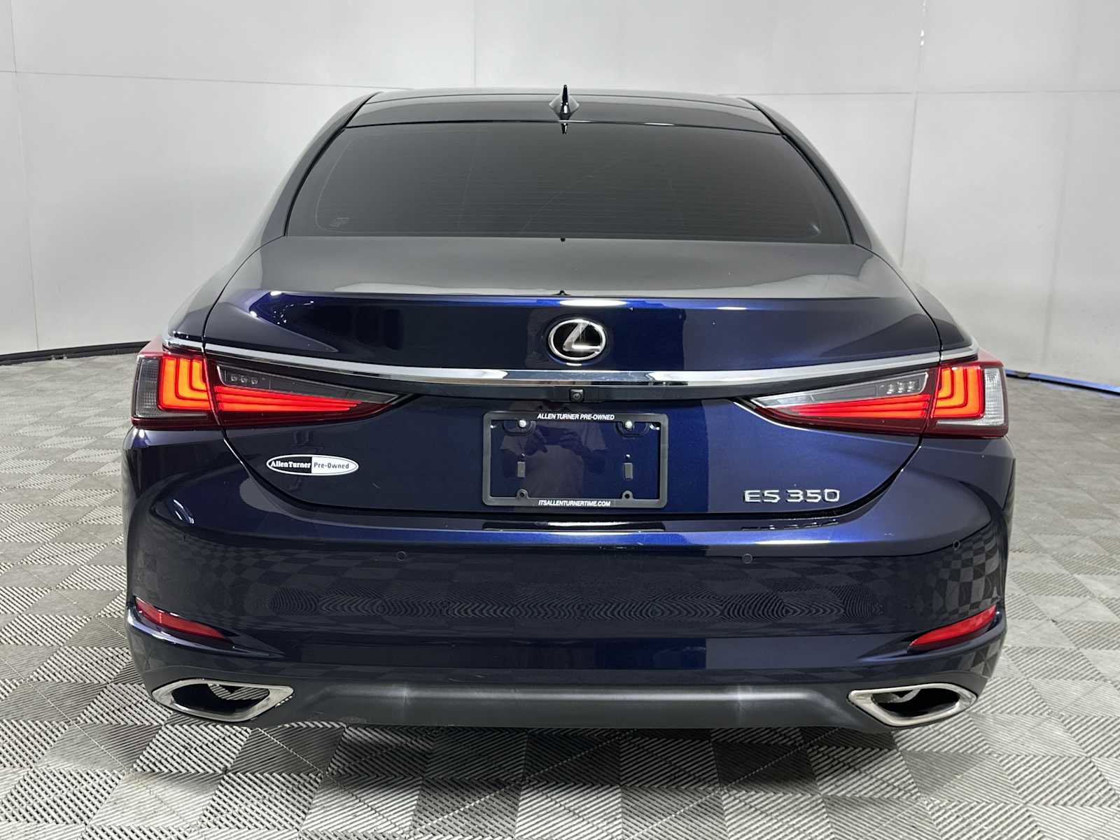 Used 2019 Lexus ES 350 w/ Accessory Package 2 image 7