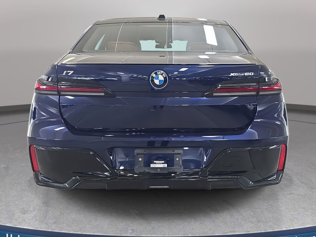 Used 2023 BMW i7 xDrive60 image 8