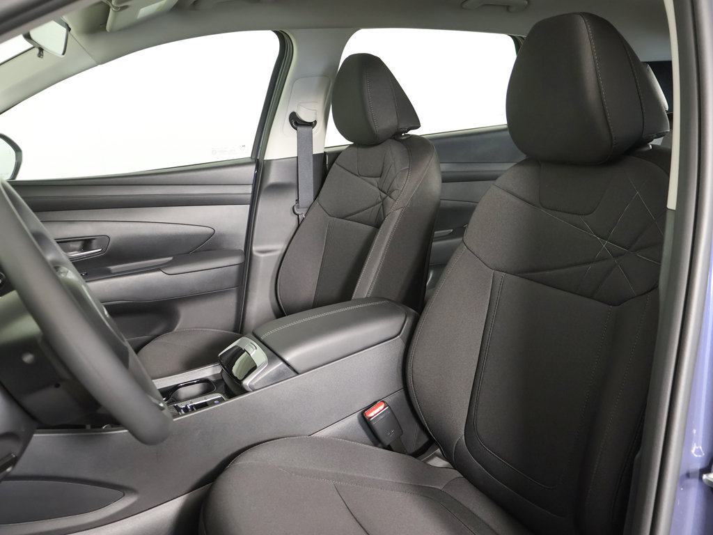 Used 2025 Hyundai Tucson SE AWD/4WD image 23