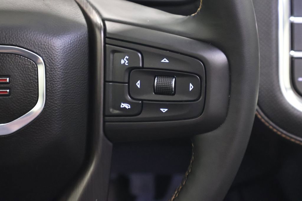 Used 2024 GMC Yukon AT4 w/ Technology Package image 27