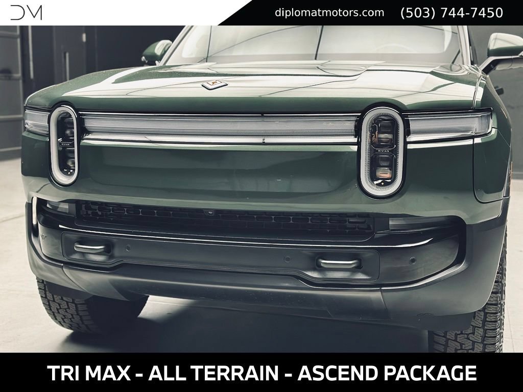 Used 2025 Rivian R1S Premium AWD/4WD image 13