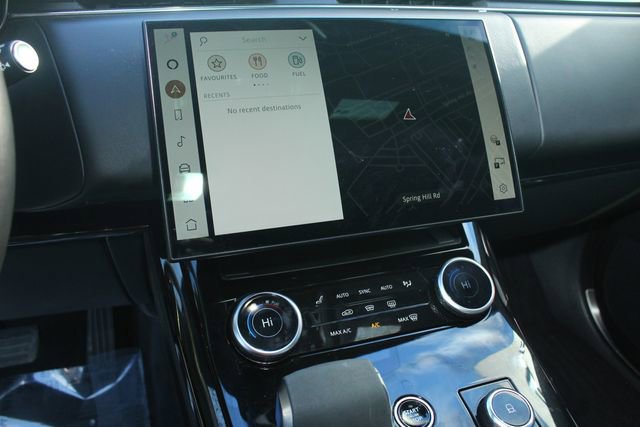 Used 2023 Land Rover Range Rover Sport SE image 17