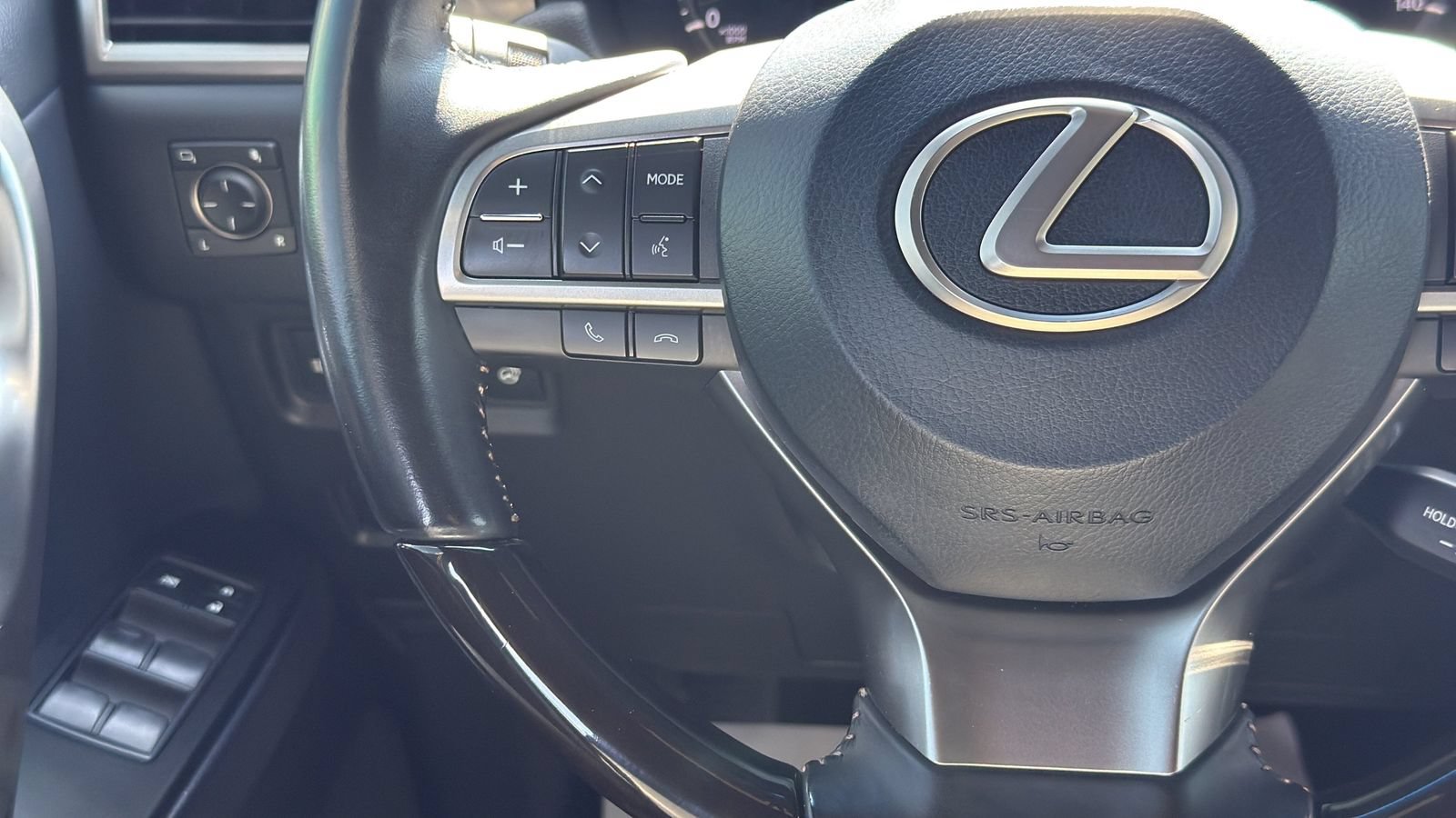Used 2023 Lexus GX 460 Premium w/ Premium Package AWD/4WD image 16