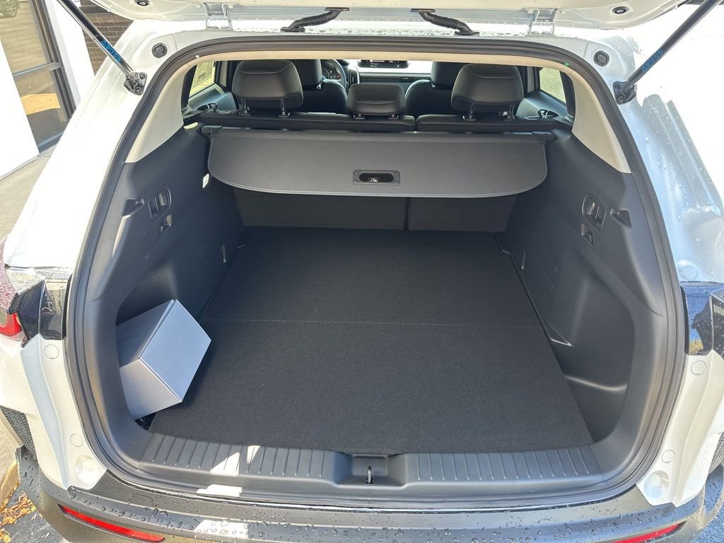 New 2026 MAZDA CX-50 AWD 2.5 S w/ Cargo Package image 17