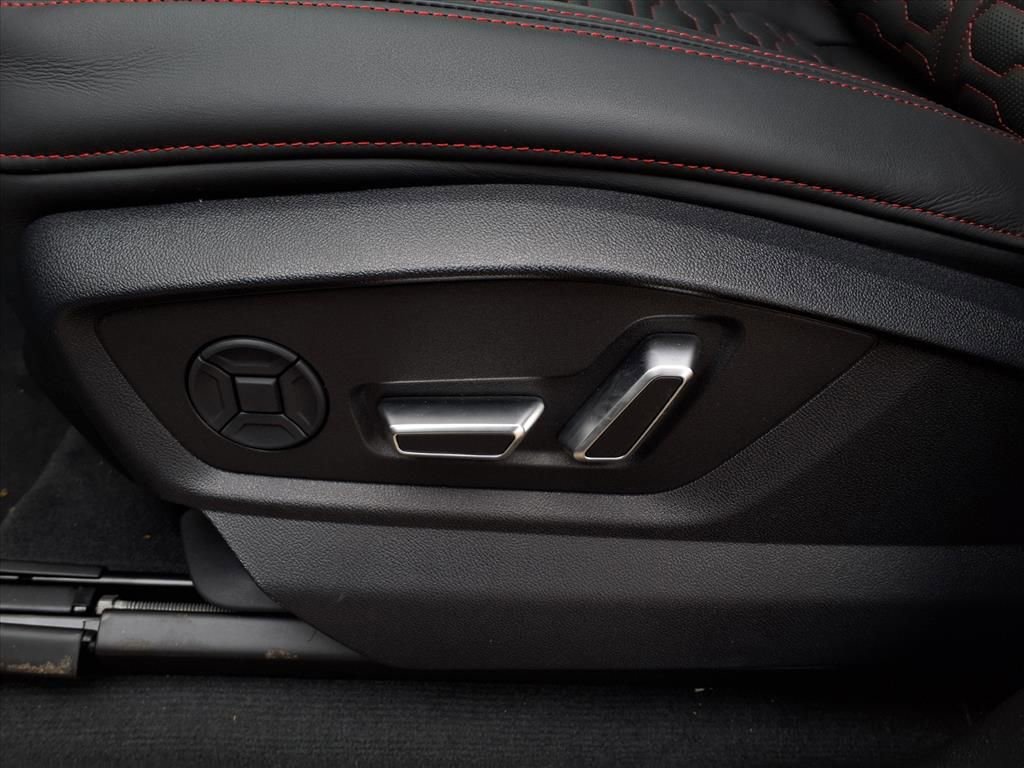 New 2026 Audi RS Q8 performance image 9