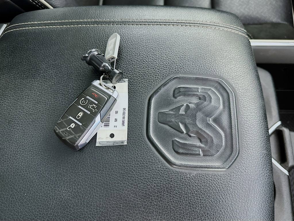 Used 2022 RAM 1500 Laramie AWD/4WD image 36