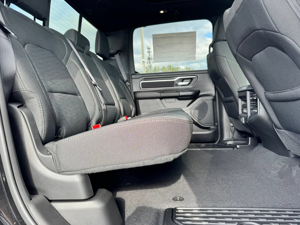 New 2026 RAM 1500 Big Horn AWD/4WD image 13
