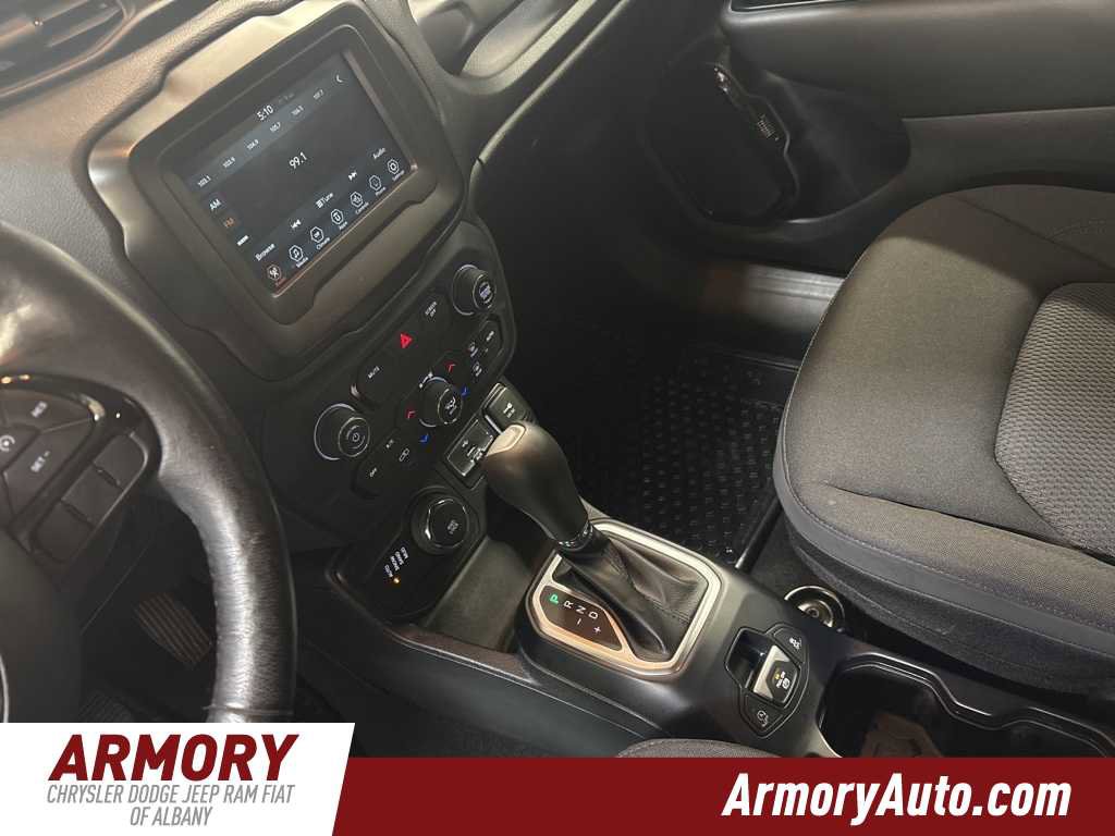 Used 2020 Jeep Renegade Altitude image 16