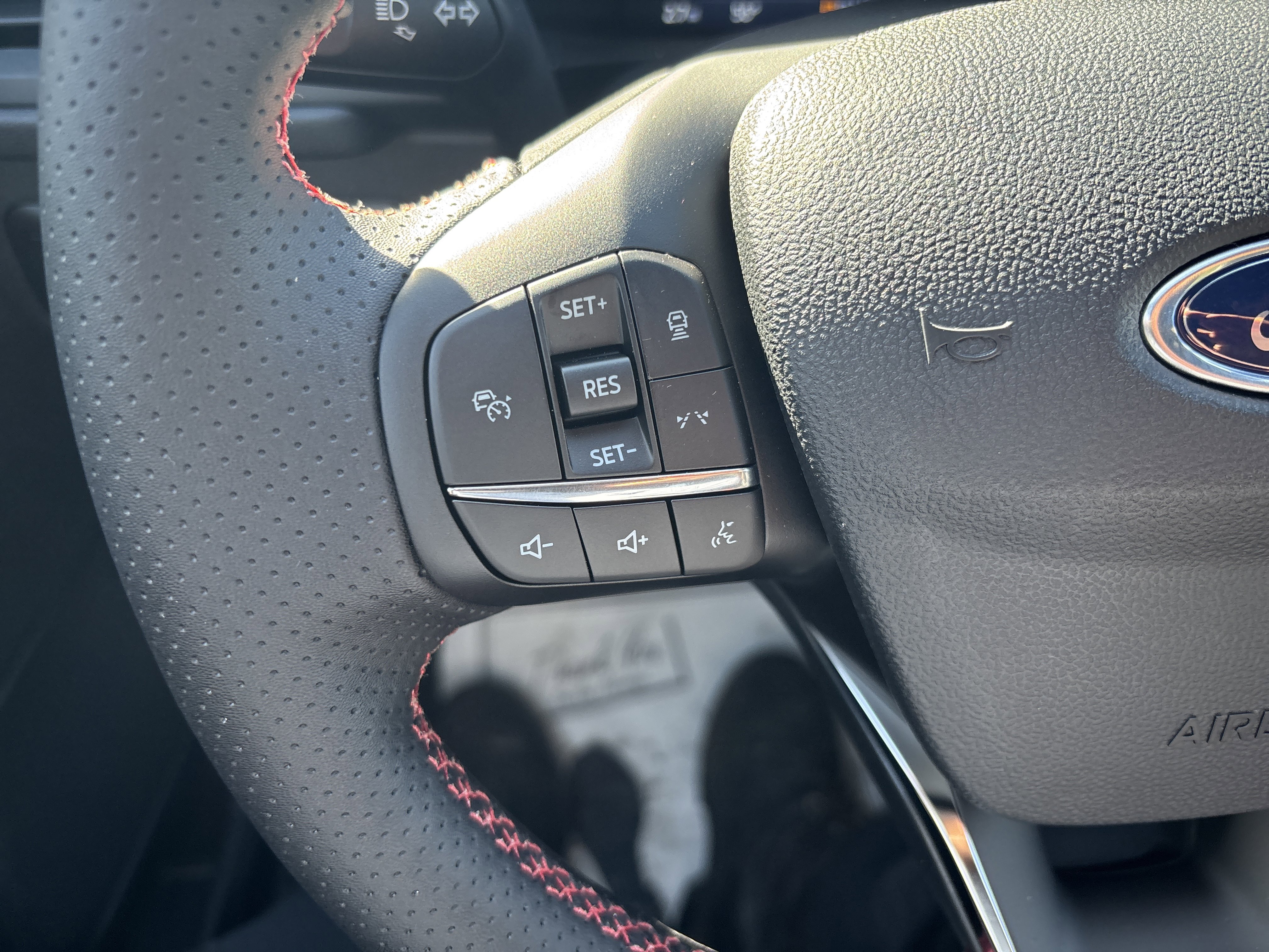 New 2026 Ford Escape ST-Line Select image 19