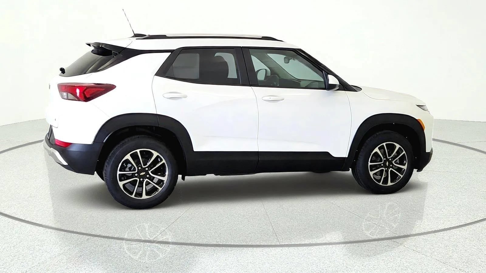 New 2026 Chevrolet TrailBlazer LT w/ Convenience Package AWD/4WD image 6