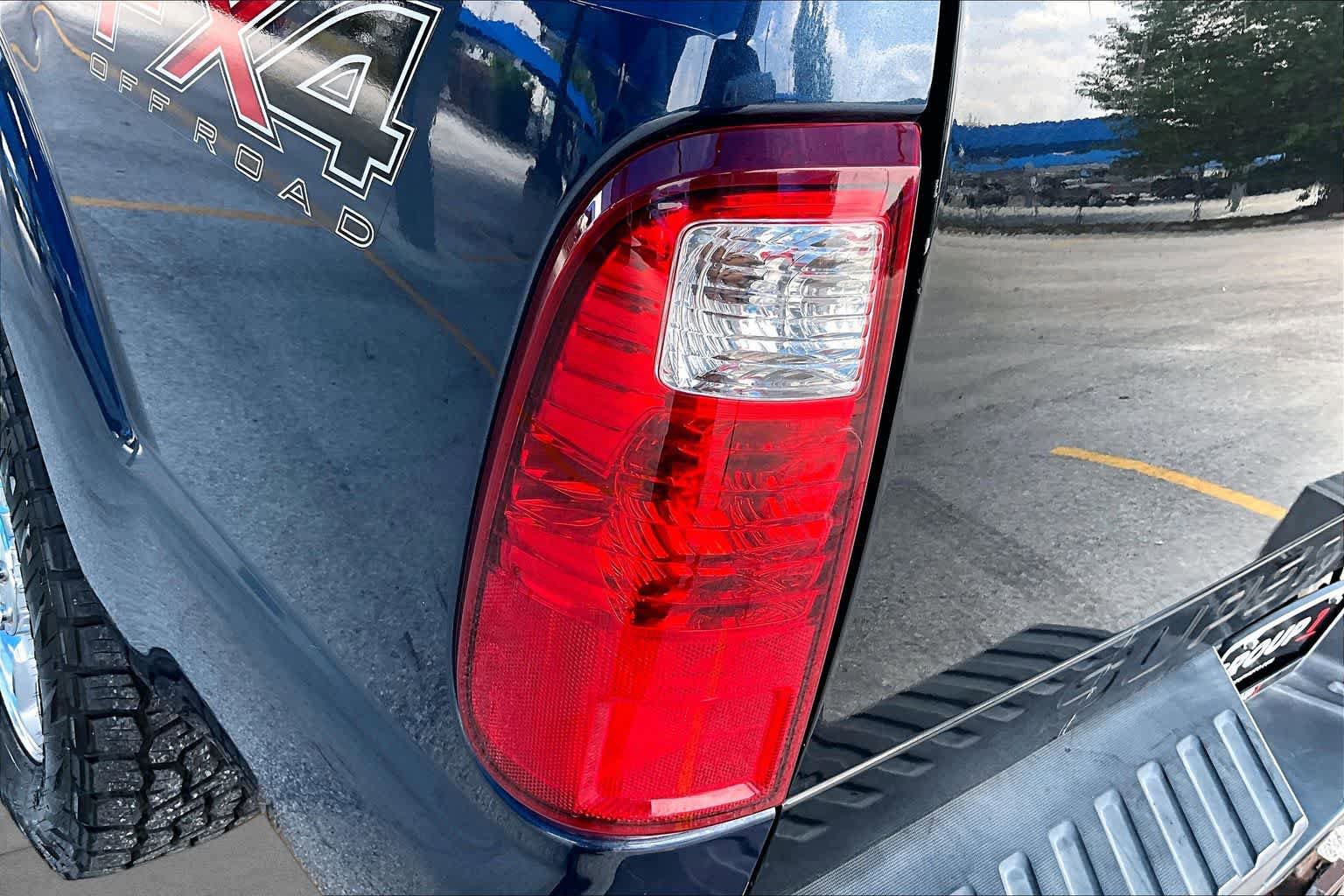 Used 2016 Ford F250 Lariat w/ Lariat Ultimate Package AWD/4WD image 29