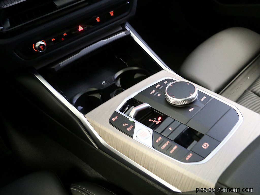 Used 2025 BMW 330i xDrive Sedan w/ Premium Package image 22
