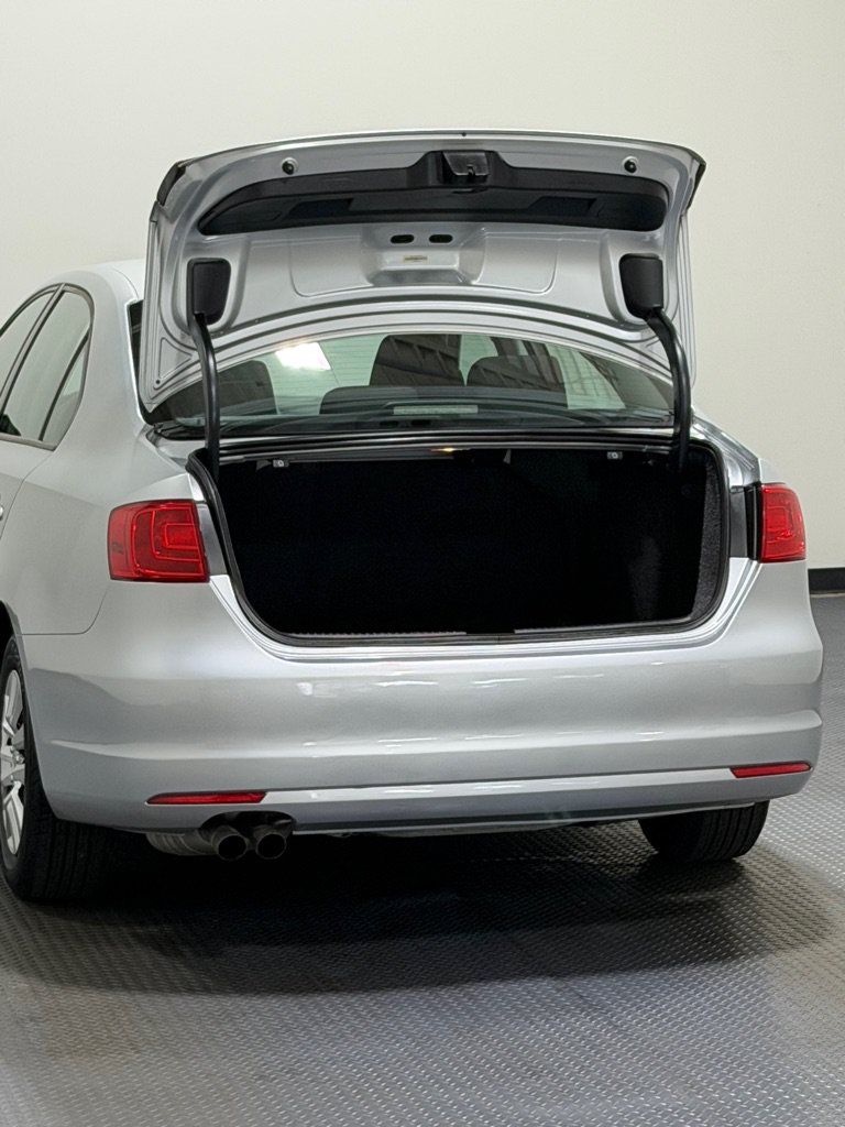 Used 2014 Volkswagen Jetta S FWD image 12