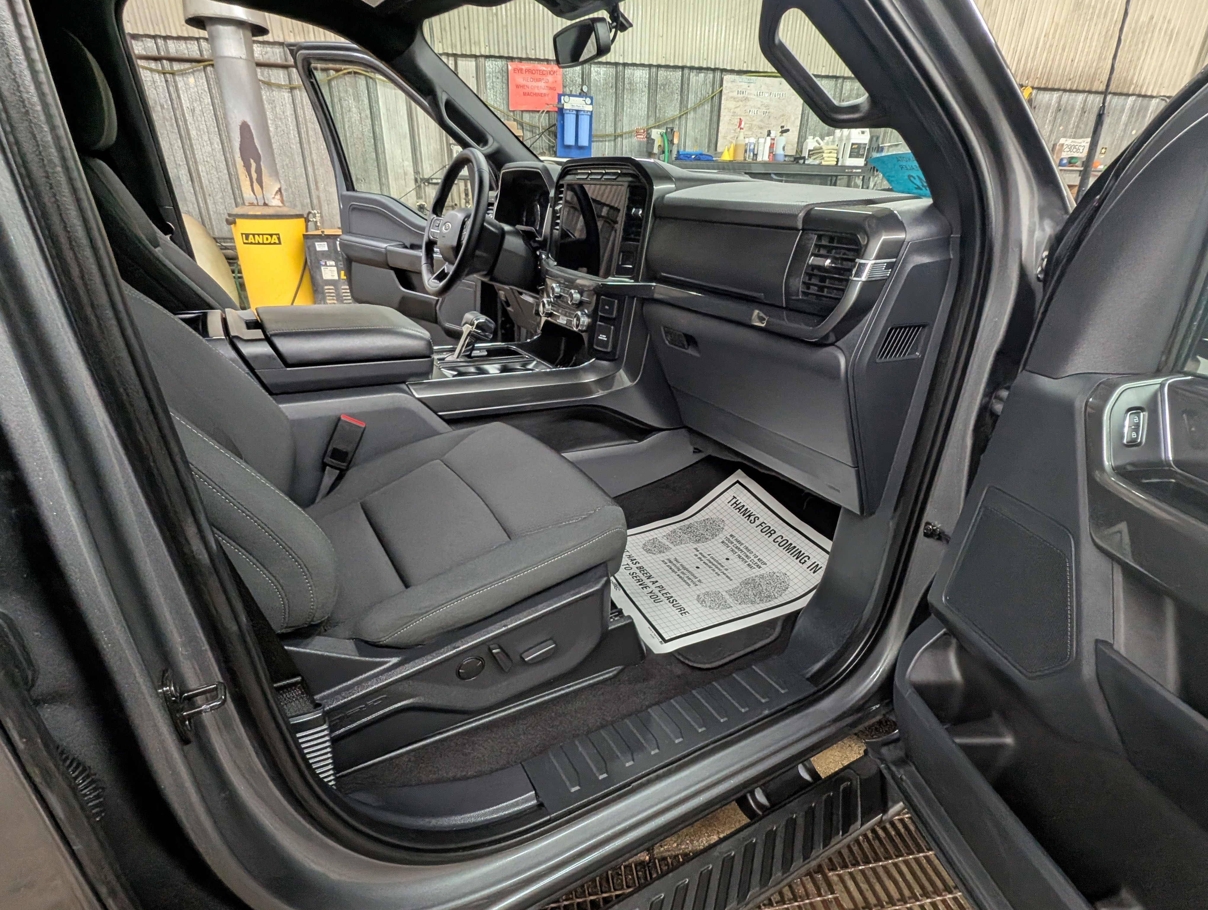 Used 2023 Ford F150 XLT w/ Equipment Group 302A High image 5