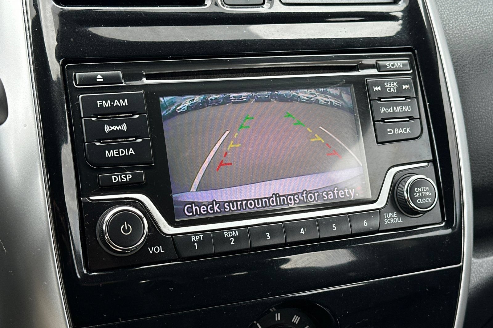 Used 2018 Nissan Versa Note SV FWD image 24