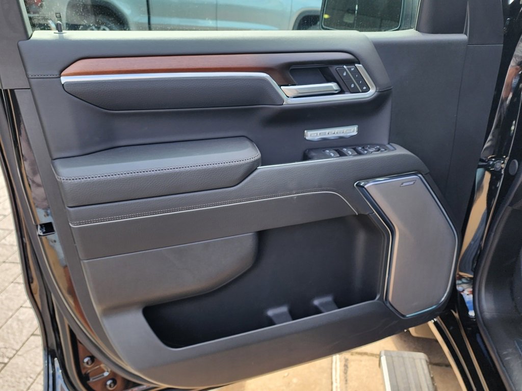 New 2026 GMC Sierra 1500 Denali image 13