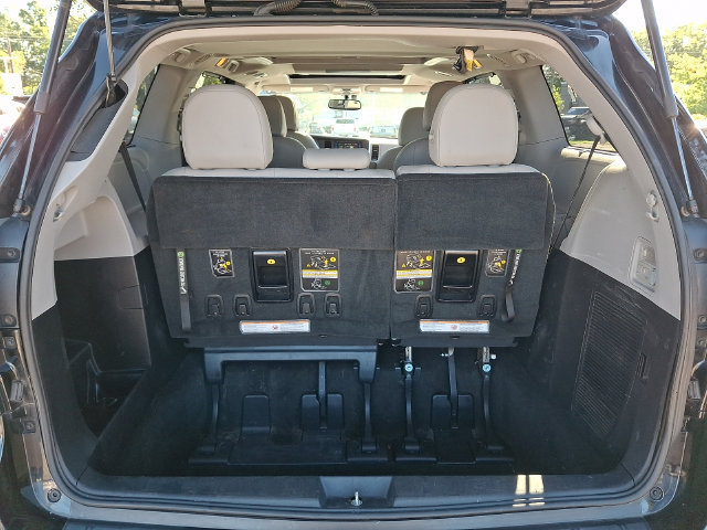 Used 2015 Toyota Sienna Limited Premium AWD/4WD image 31