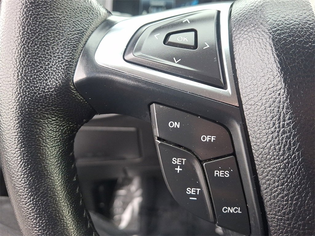 Used 2024 Ford Edge SEL image 21