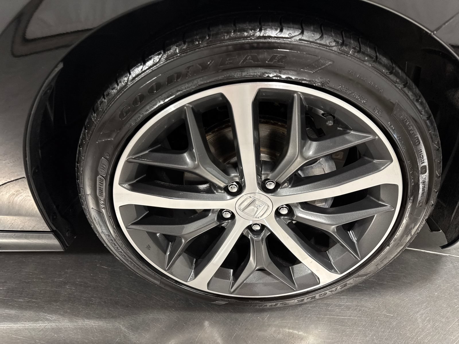Used 2024 Honda Civic Touring image 25