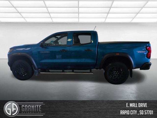Used 2023 Chevrolet Colorado Trail Boss w/ Advanced Trailering Package AWD/4WD image 3