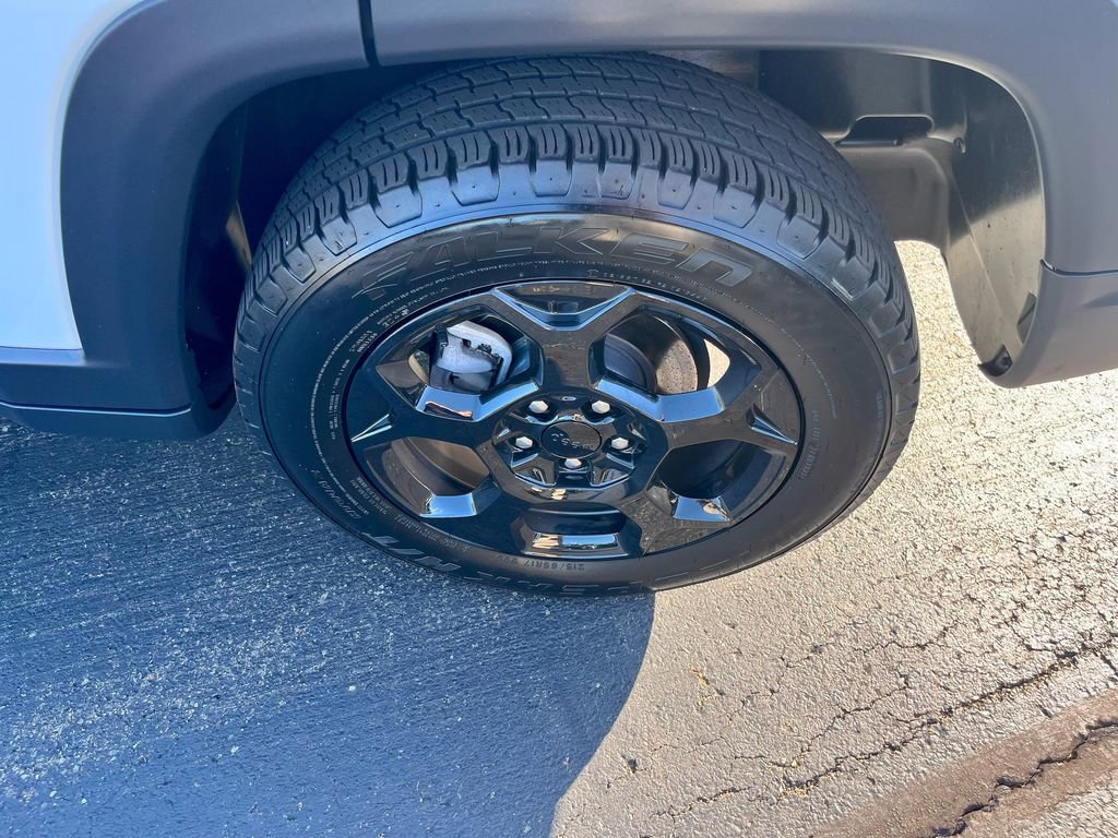 Used 2024 Jeep Compass Trailhawk w/ Trailhawk Convenience Group image 38