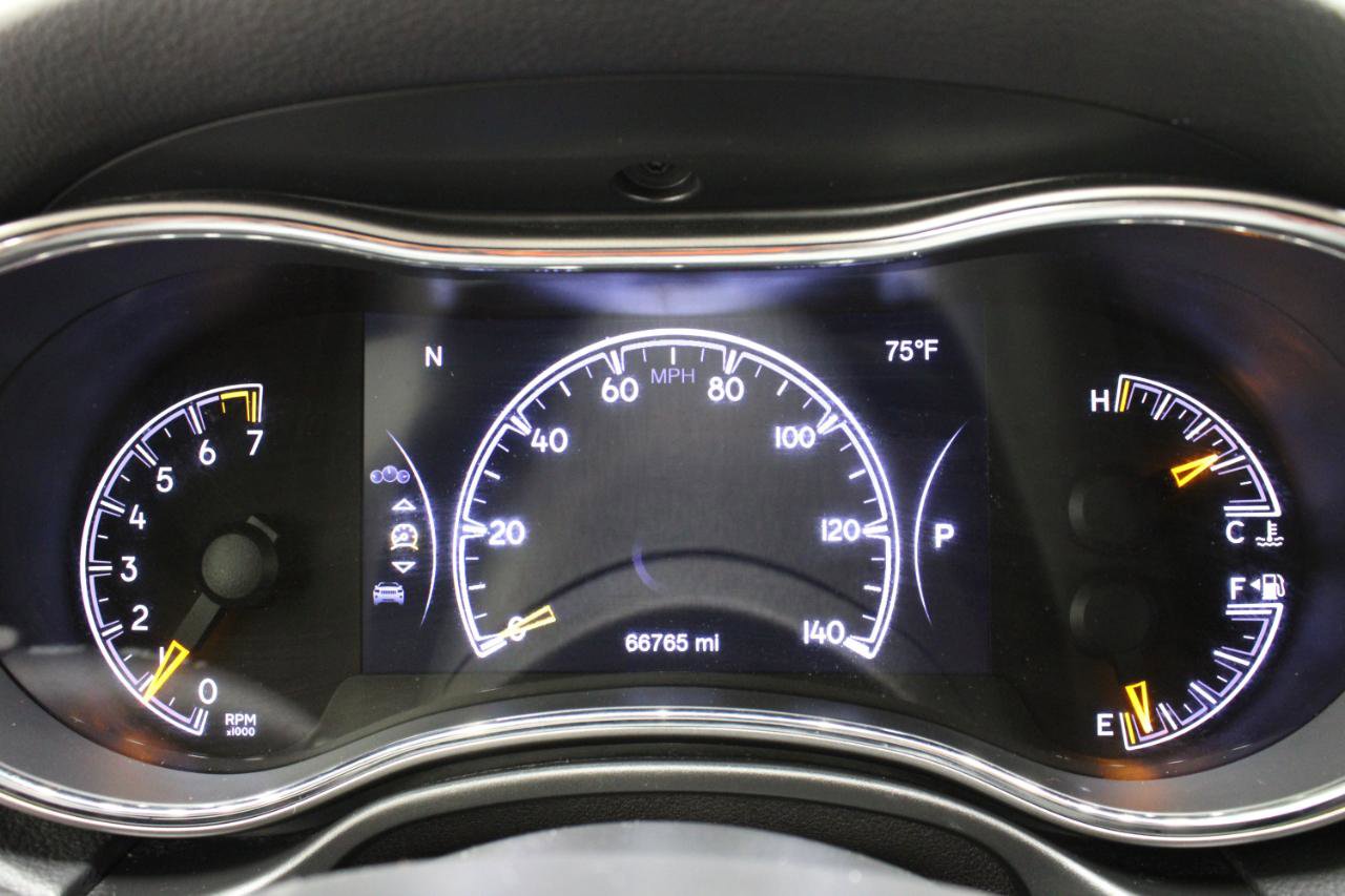 Used 2019 Jeep Grand Cherokee Altitude AWD/4WD image 57