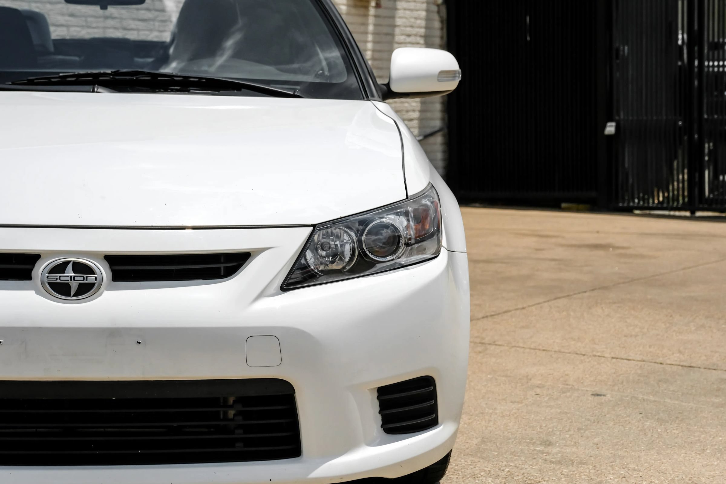Used 2012 Scion tC FWD image 28