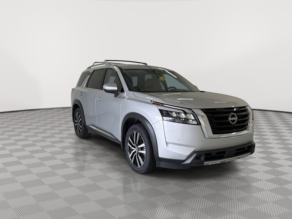 Certified 2025 Nissan Pathfinder Platinum w/ Cargo Package FWD image 2