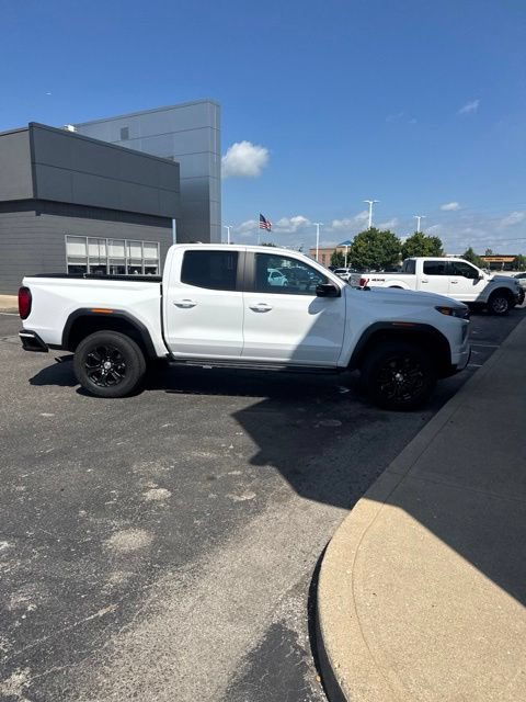 Used 2023 GMC Canyon Elevation RWD image 4
