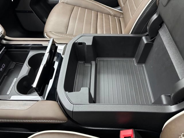 New 2026 GMC Yukon XL Denali Ultimate AWD/4WD image 36