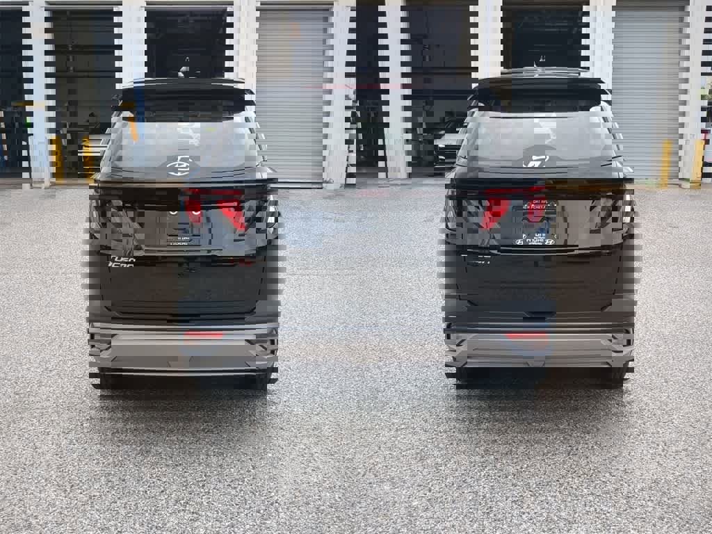 New 2026 Hyundai Tucson SE image 6