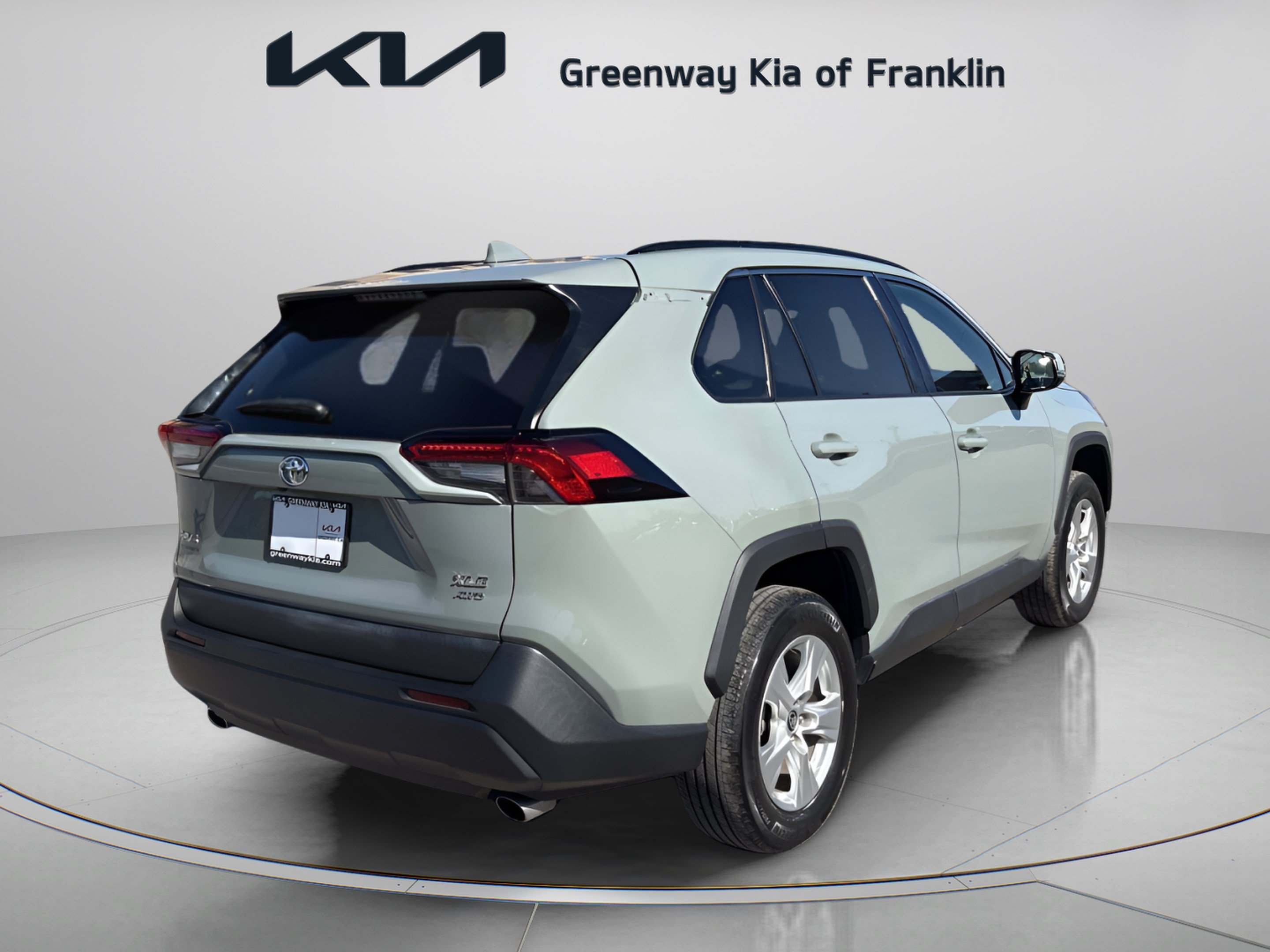 Used 2021 Toyota RAV4 XLE w/ Convenience Package AWD/4WD image 7