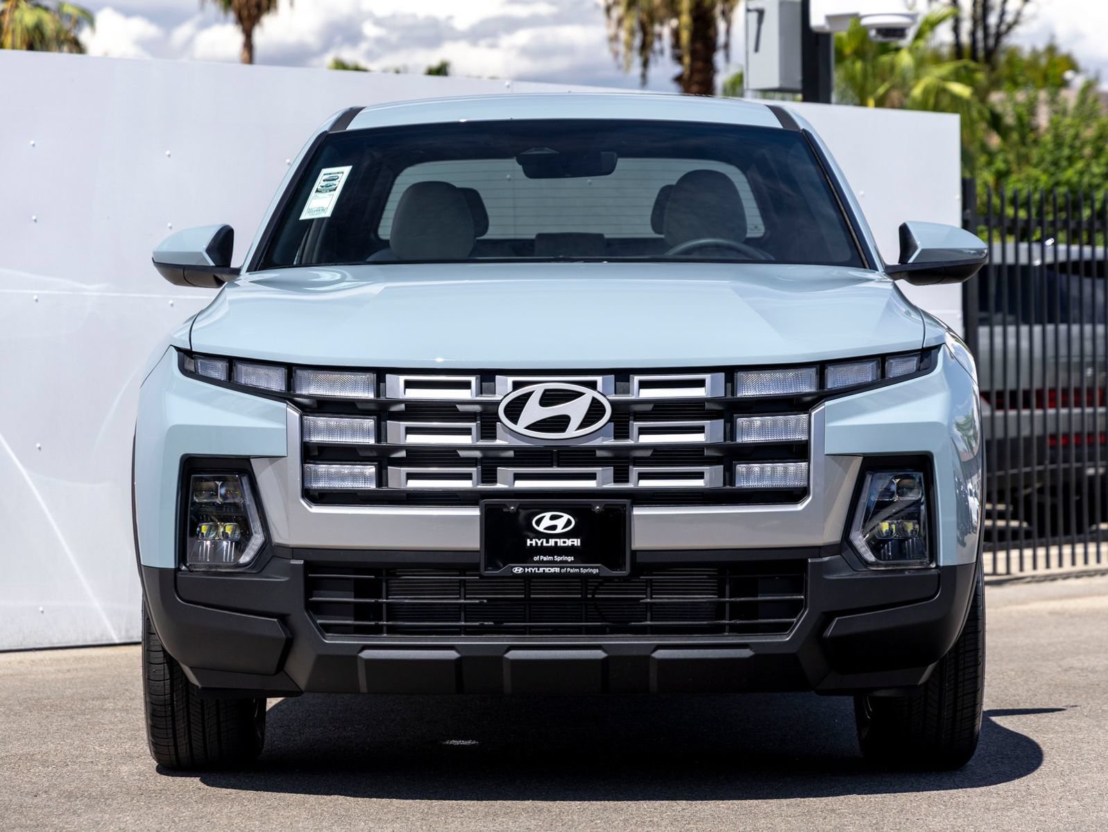 New 2027 Hyundai Santa Cruz SE FWD image 3